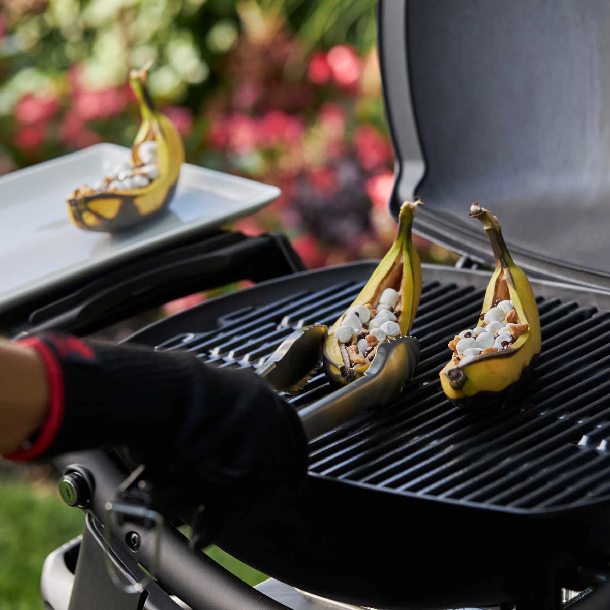 Weber Premium Grillhandschuhe, Gr. S / M 2 Weber Premium Grillhandschuhe, Gr. S / M – Bild 2